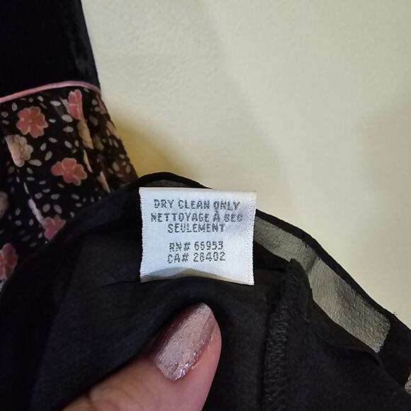 Cynthia Steffe Women's Silk Floral Fit and Flare Dress with Velvet Trim Size 4 - Picture 9 of 9